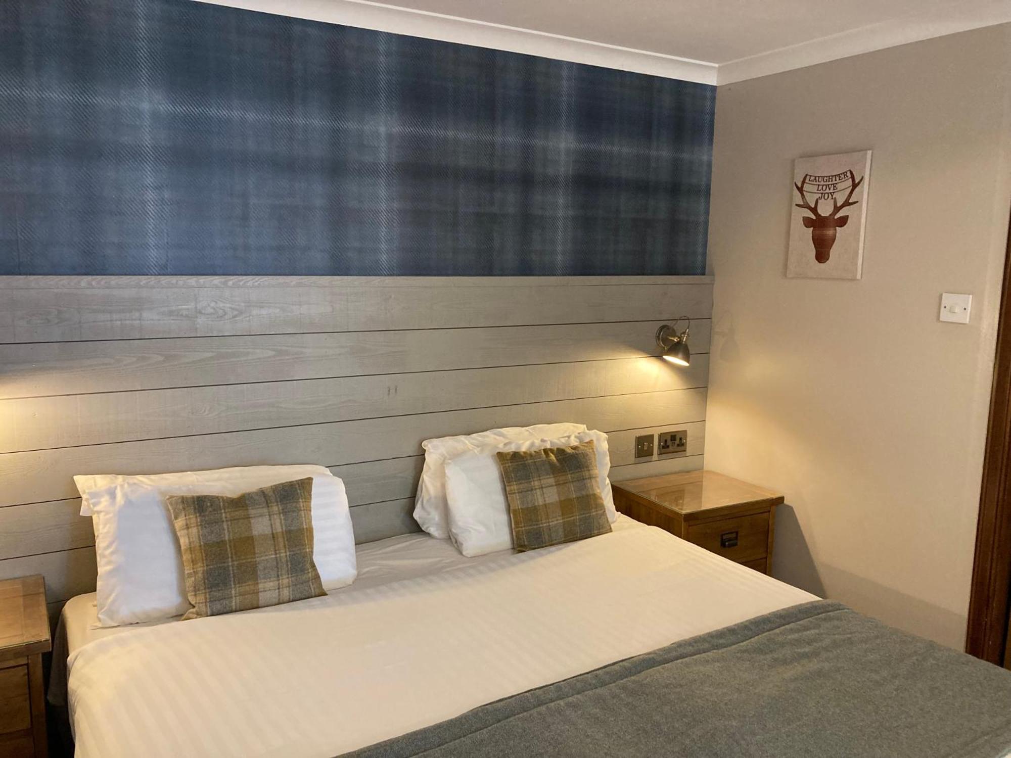 Village 3* Arrochar